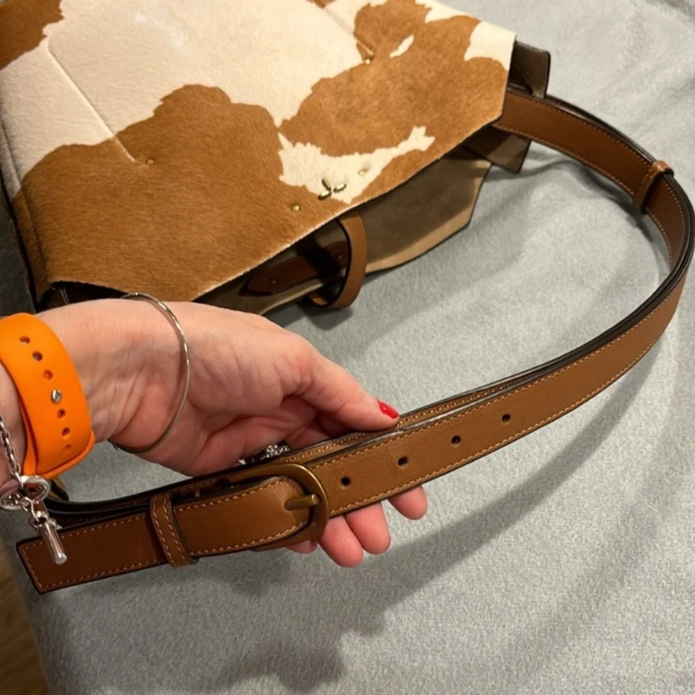 Tory Burch Rowan Natural Calf Hair Leather Bucket Bag in Pueblo Brown Cream